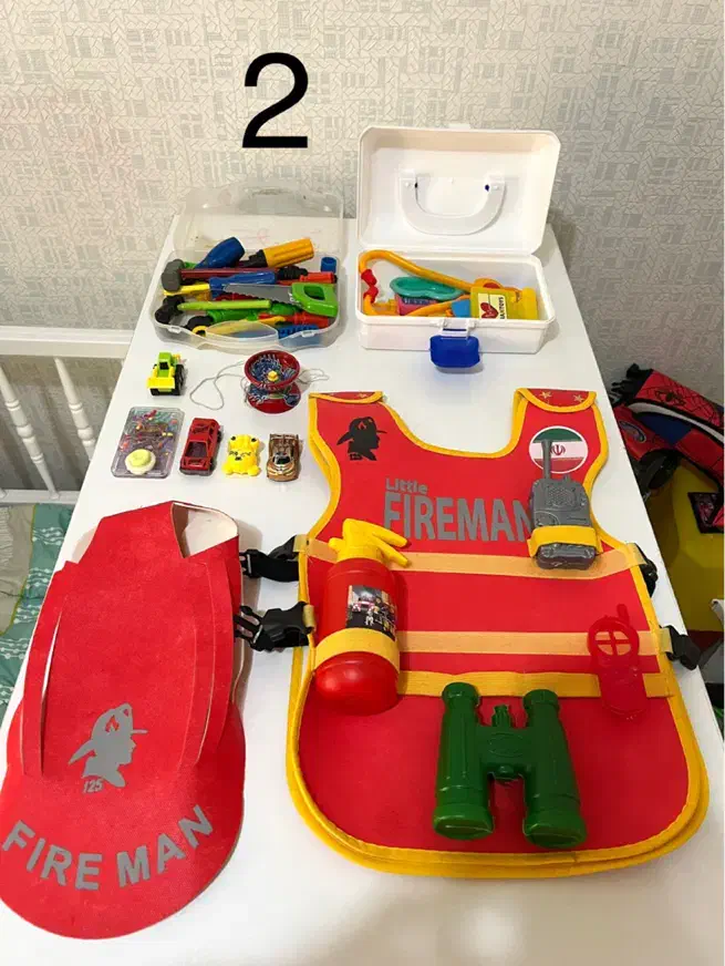 دو سری اسباب بازی|اسباببازی بچه|ساری, |دیوار