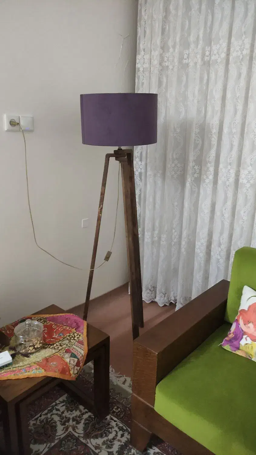 آباژور|چراغ خواب و آباژور|بروجرد, |دیوار