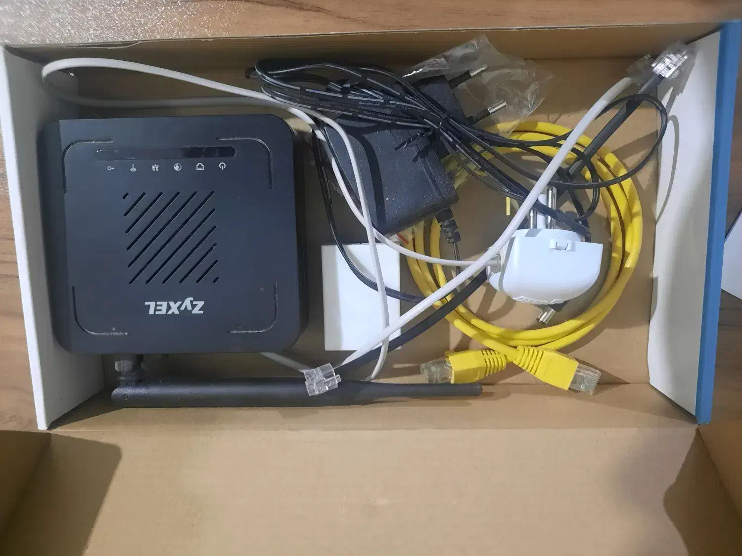 مودم زایکسل در حد نو|مودم و تجهیزات شبکه|سمنان, |دیوار