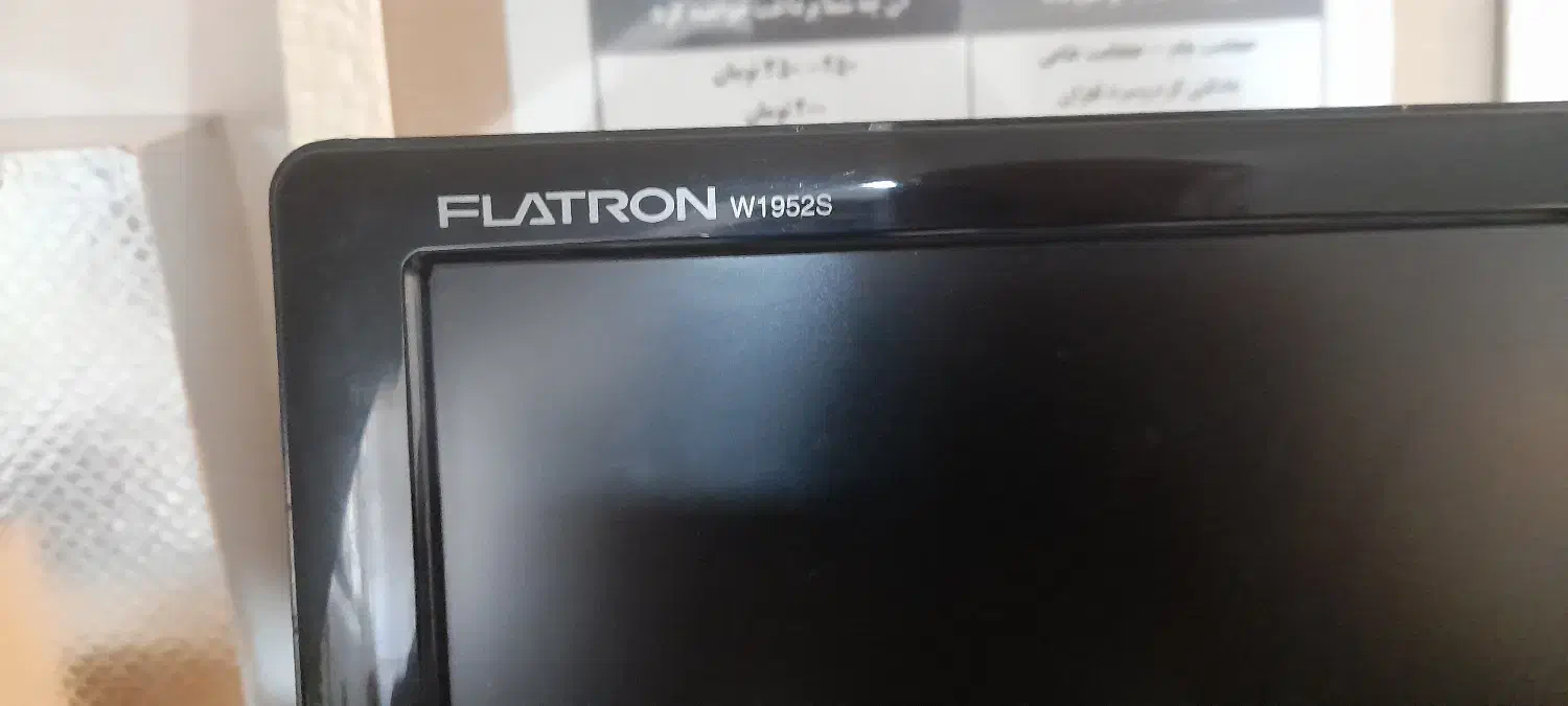 مونیتور ۱۹ اینچ LG بسیار تمیز|قطعات و لوازم جانبی رایانه|ارومیه, |دیوار