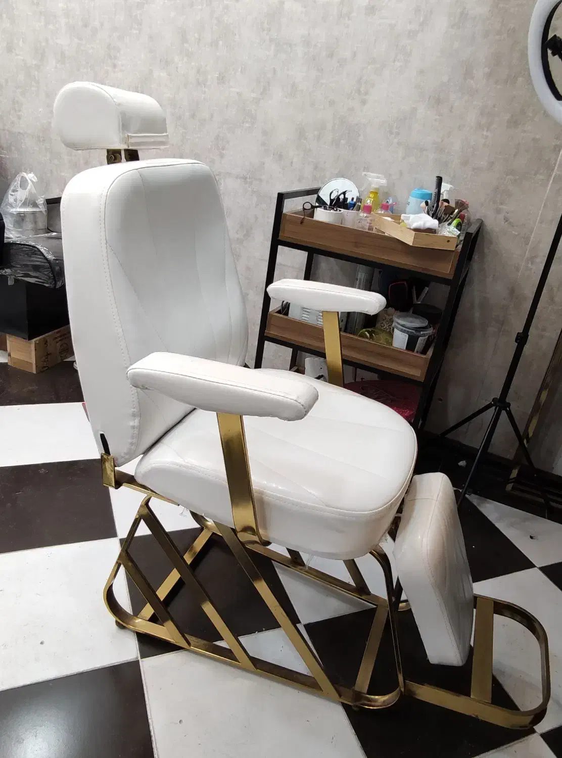 صندلی جک دار میکاپ درحدنو|آرایشگاه و سالن‌های زیبایی|یاسوج, |دیوار