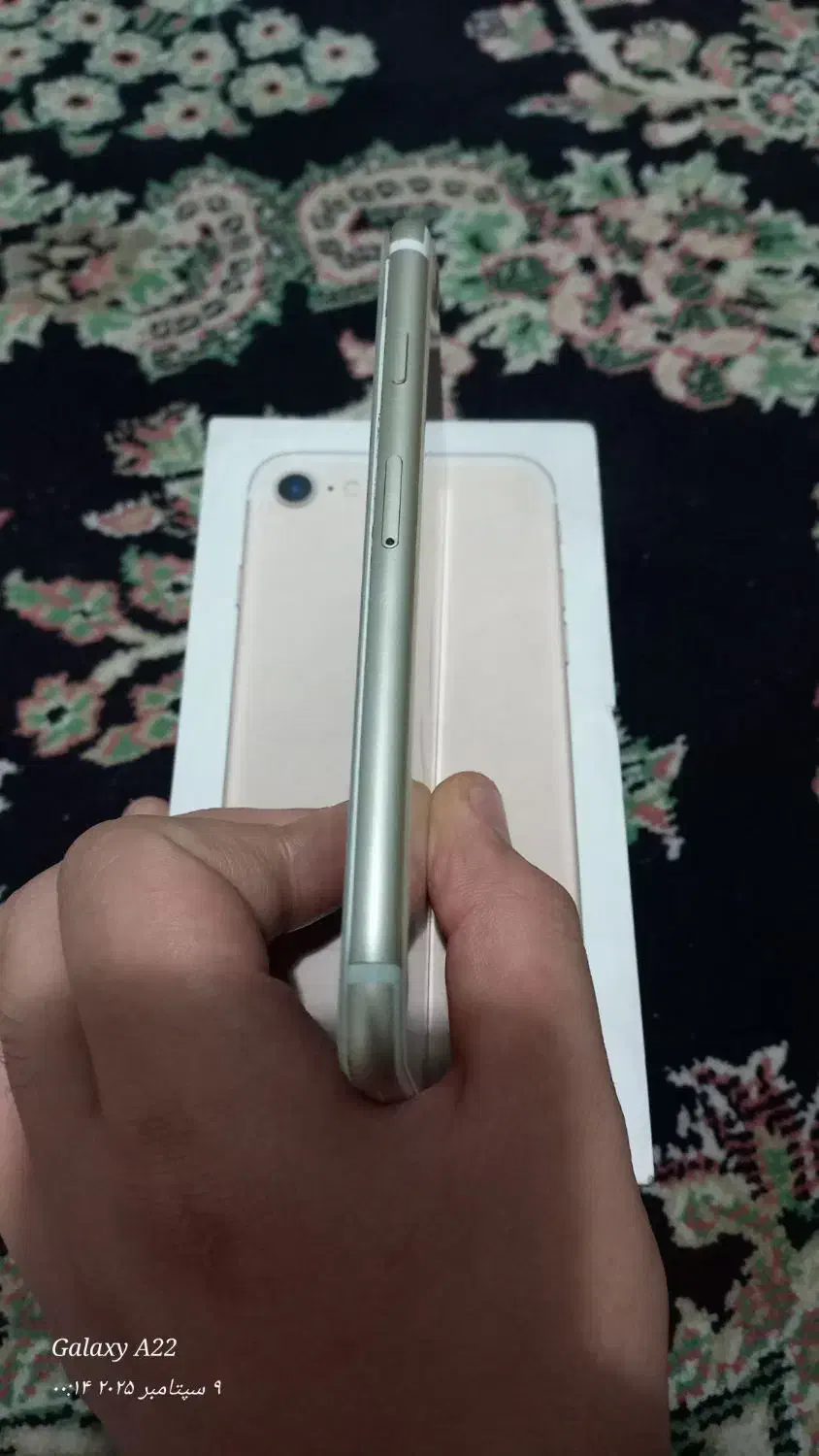 اپل iPhone 7 با حافظهٔ ۳۲ گیگابایت|موبایل|اسلام‌شهر, زرافشان|دیوار