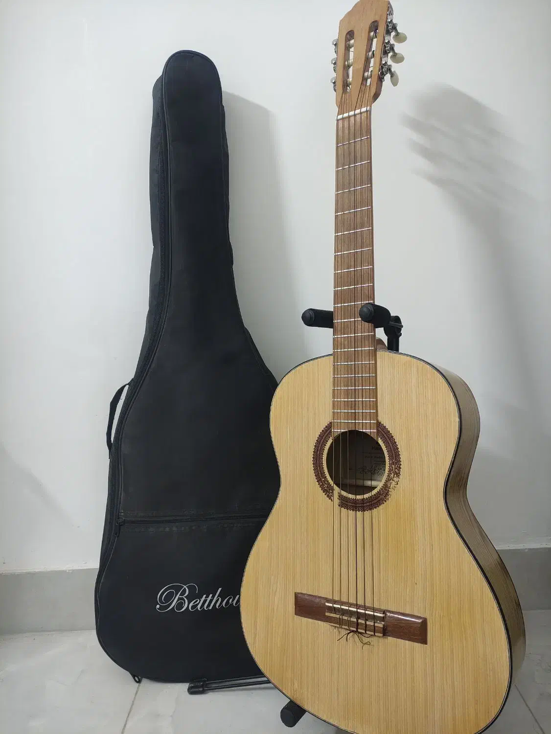 گیتار کلاسیک|گیتار، بیس، امپلیفایر|شاهین‌شهر, گرگاب|دیوار