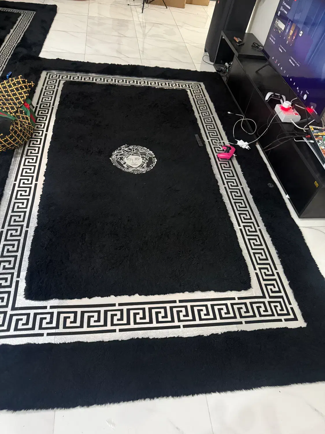 فرش فانتری|فرش|تهران, باغ خزانه|دیوار