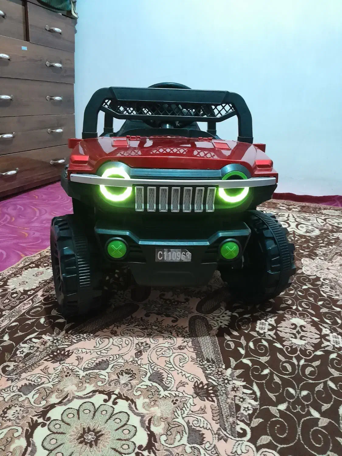 ماشین شارژی|اسباببازی بچه|آذرشهر, |دیوار