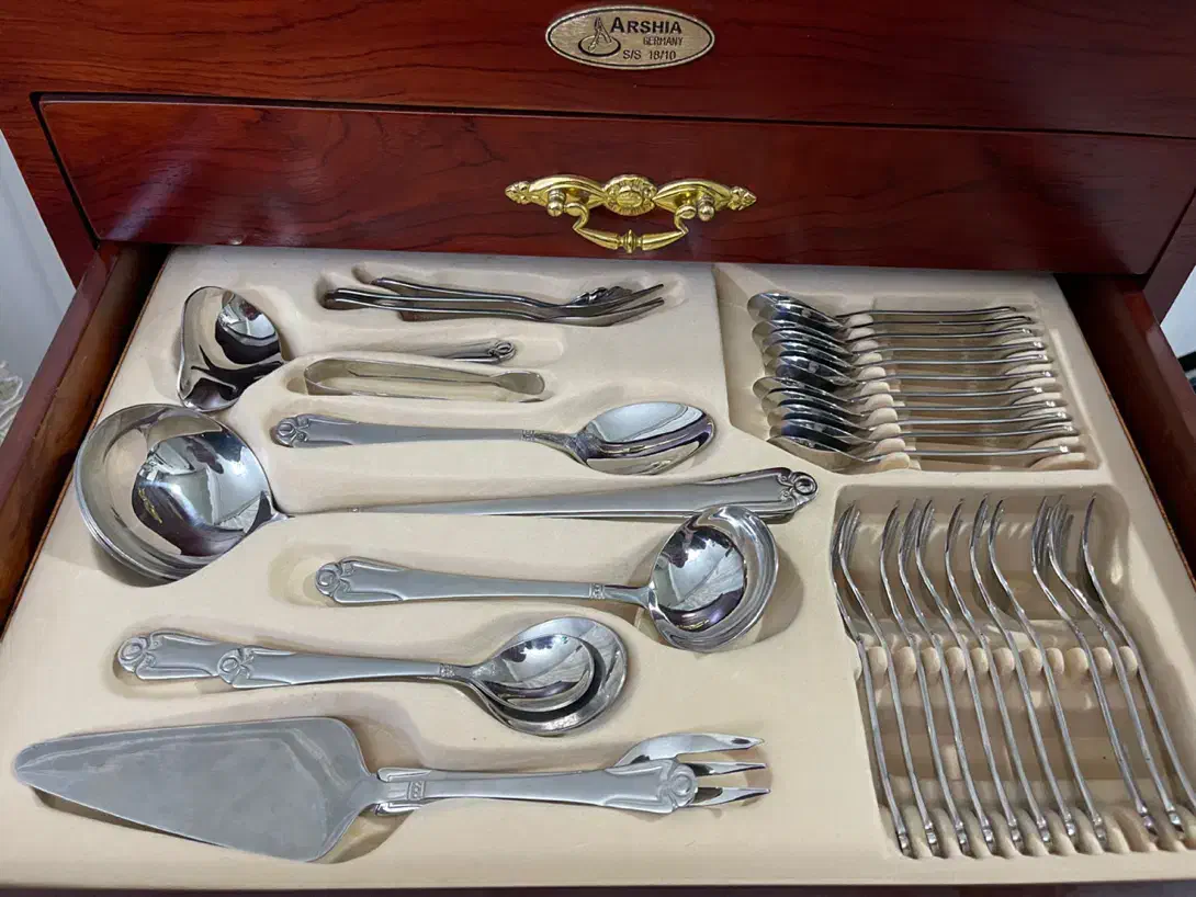 سرویس قاشق و چنگال ۱۲نفره عرشیا|ظروف سرو و پذیرایی|تهران, وحیدیه|دیوار