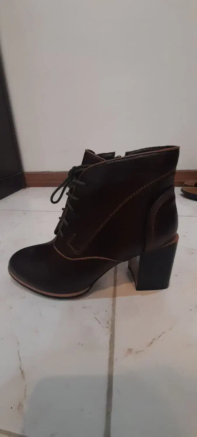 نیم بوت چرم خارجی نو نو|کیف، کفش، کمربند|پردیس, فاز ۸|دیوار