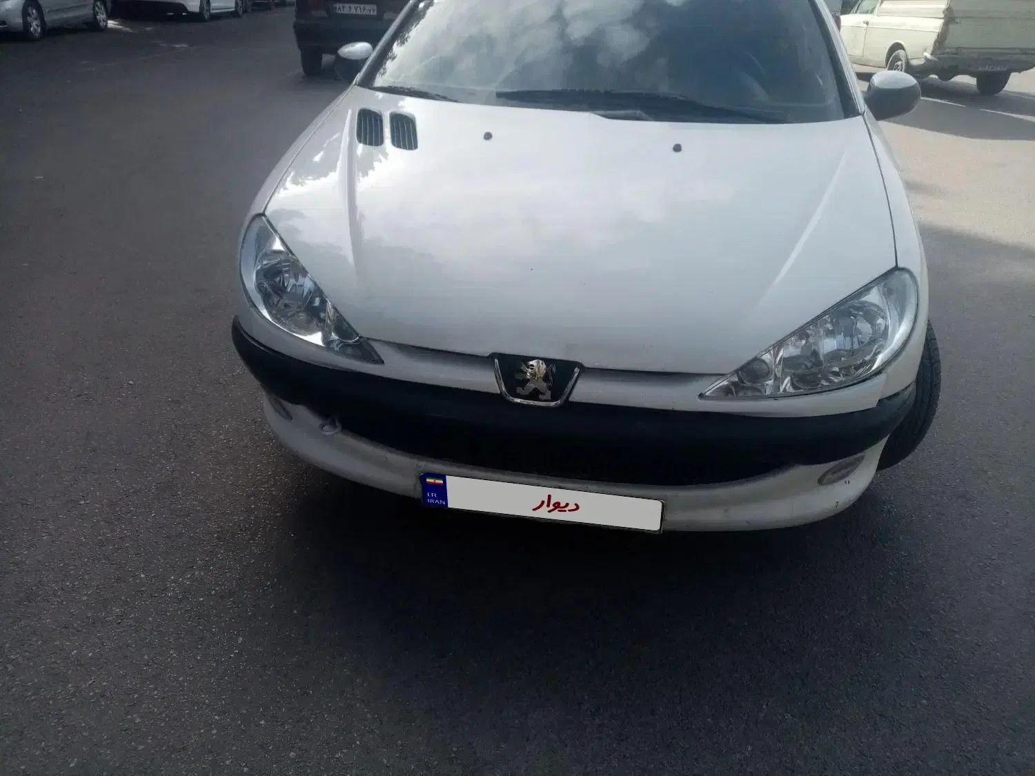 206مدل87درجه یکsd مدل وی10|خودرو سواری و وانت|سبزوار, پاسداران|دیوار