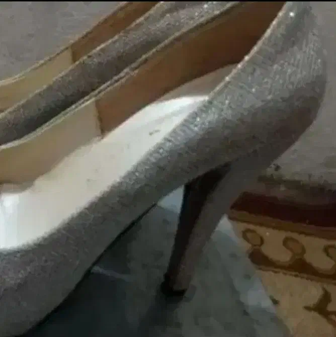 دو جفت کفش عروس مجلسی 38و39|کیف، کفش، کمربند|نهاوند, |دیوار