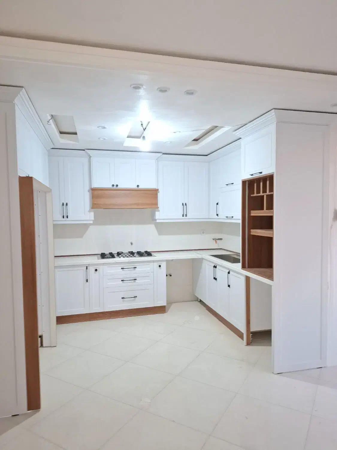 اجرا ونصب انواع کابینت.کمددیواری...|خدمات پیشه و مهارت|اراک, |دیوار