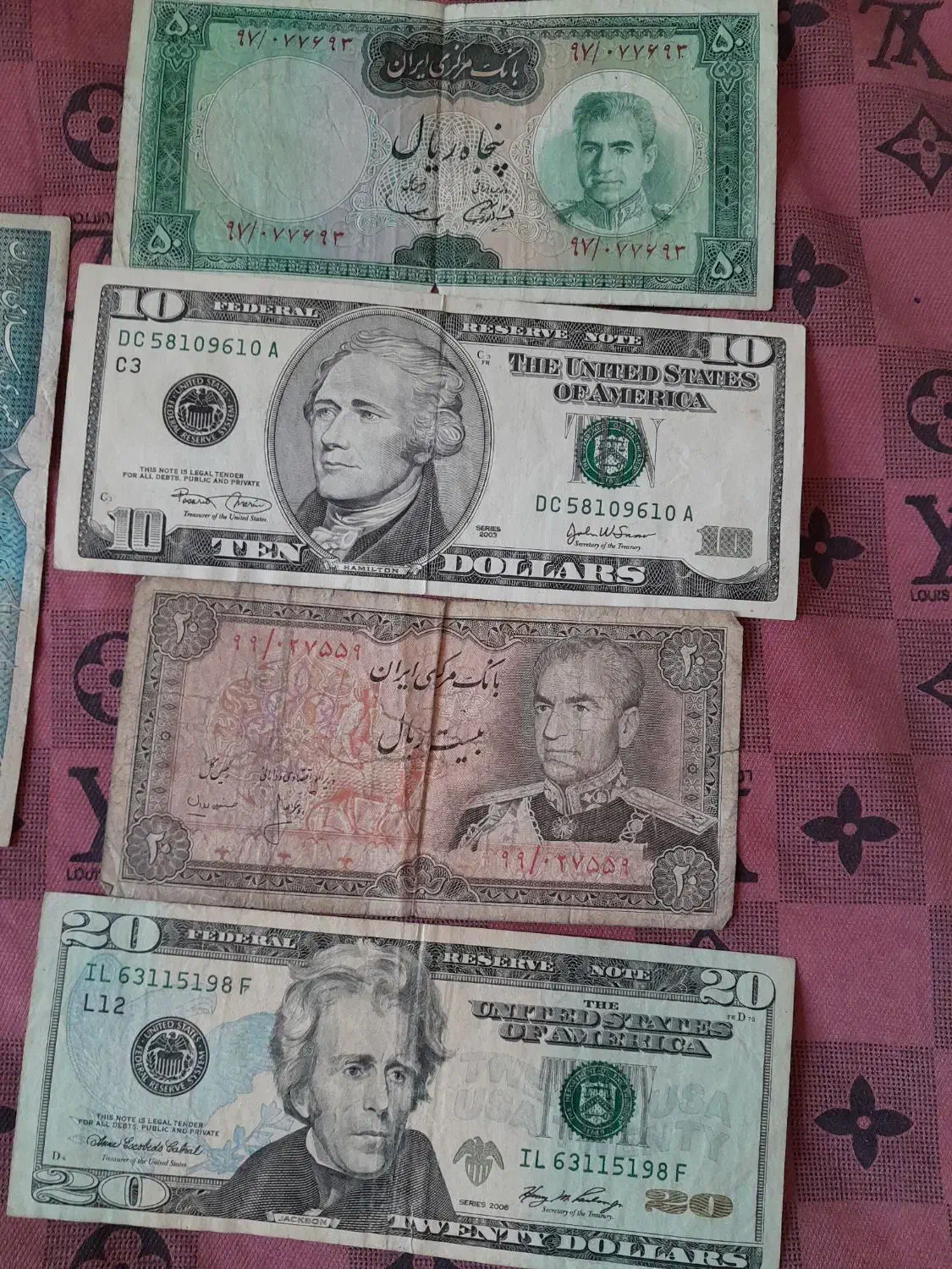 باسلام ۲ تا دلار کلکسیونی ۱۰ و۲۰ دلاری|کلکسیون سکه، تمبر، اسکناس|شهریار, شهریار|دیوار