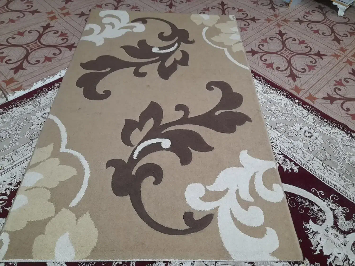 پشتی و گلیم|پشتی|قم, شهرک امام حسن|دیوار