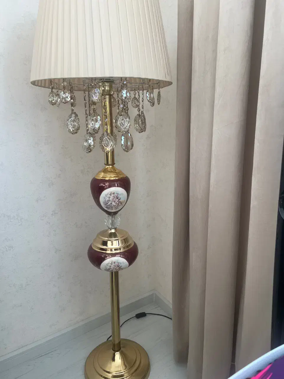 آباژور و شمعدان برنزی|لوستر و چراغ آویز|اردبیل, |دیوار