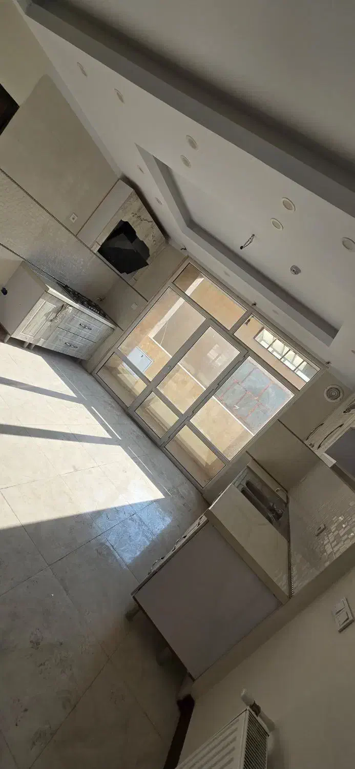 83 متر آپارتمان تکواحدی شهرک والفجر بلوک D م