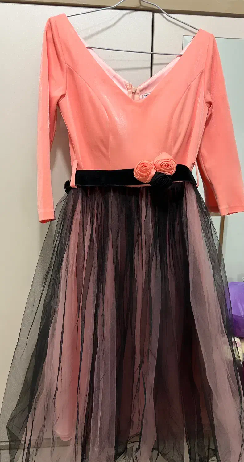 لباس مجلسی|لباس|چهاردانگه (تهران), |دیوار