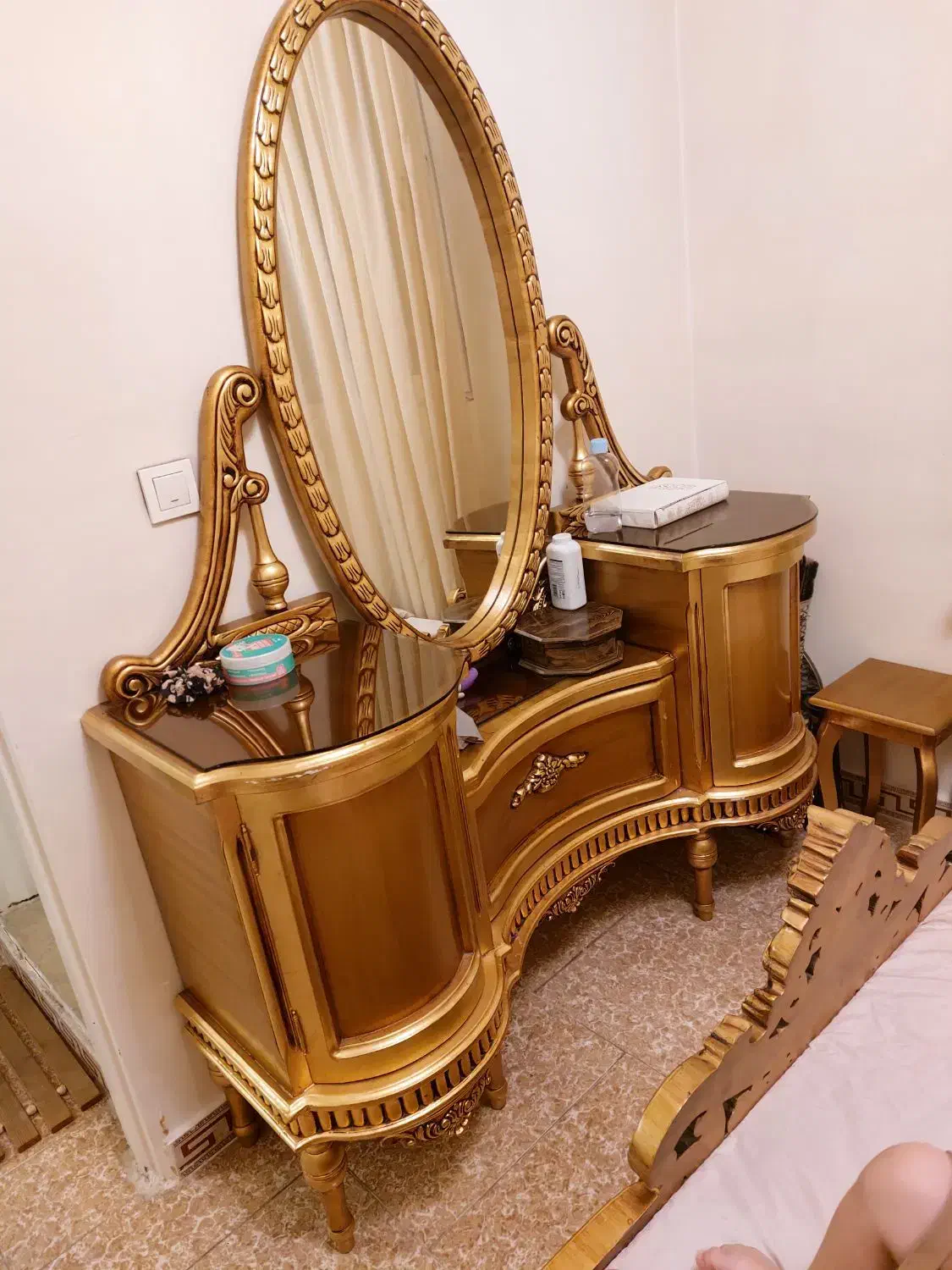 فوری فروشی|تخت و سرویس خواب|اندیشه, اندیشه فاز ۵|دیوار