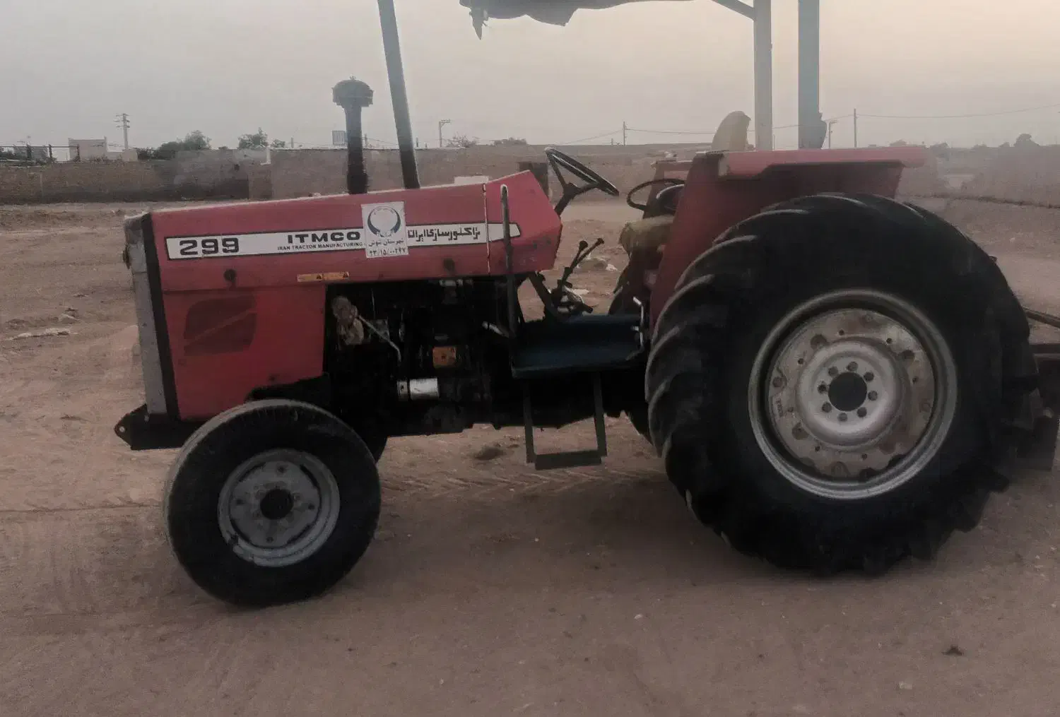 تراکتور ۲۹۹|خودرو سنگین|زاویه, |دیوار