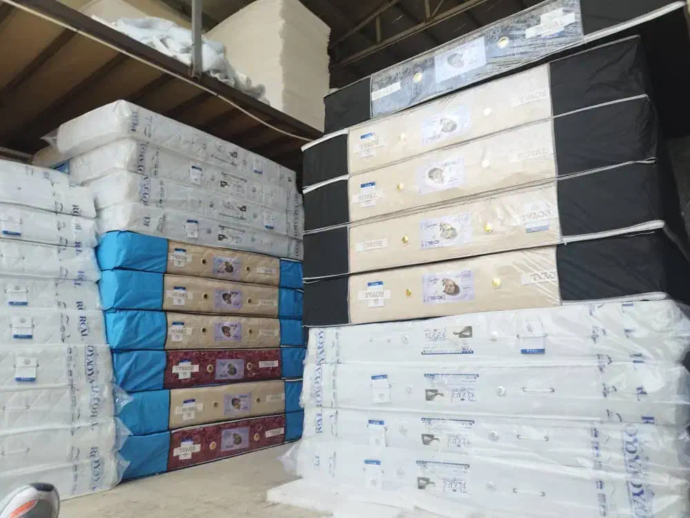 کارگر جهت کار در نمایشگاه تخت فروشی|استخدام صنعتی، فنی، مهندسی|اهواز, دغاغله|دیوار