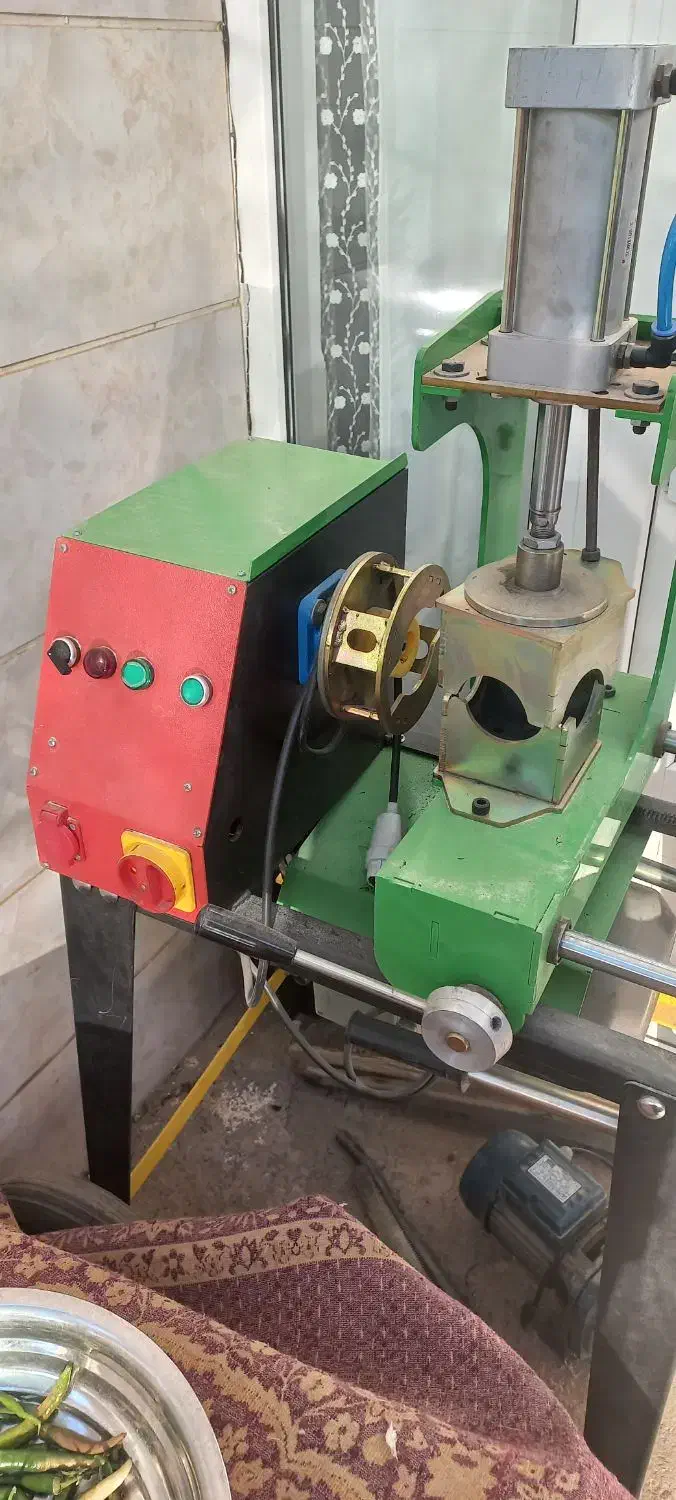 دستگاه چفتوبست|ماشین‌آلات صنعتی|خرمدشت, |دیوار