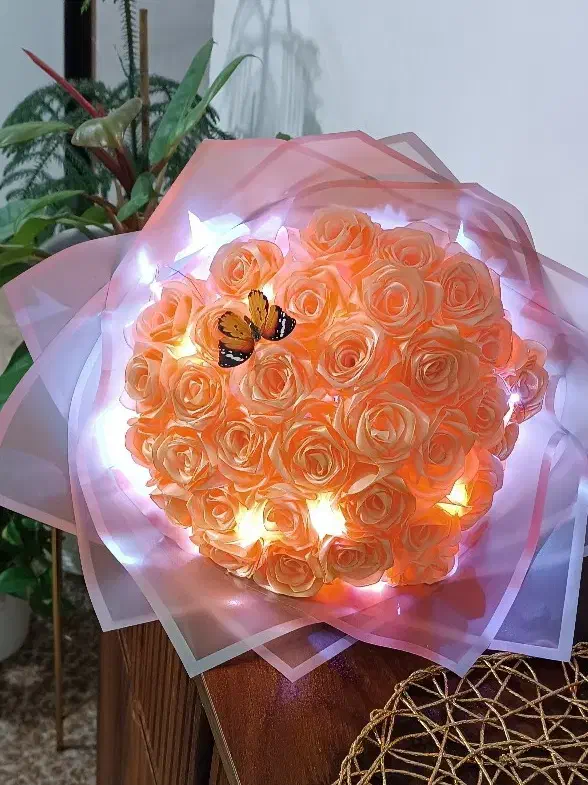 دسته گل‌های آماده|گل مصنوعی|رشت, دروازه لاکان|دیوار