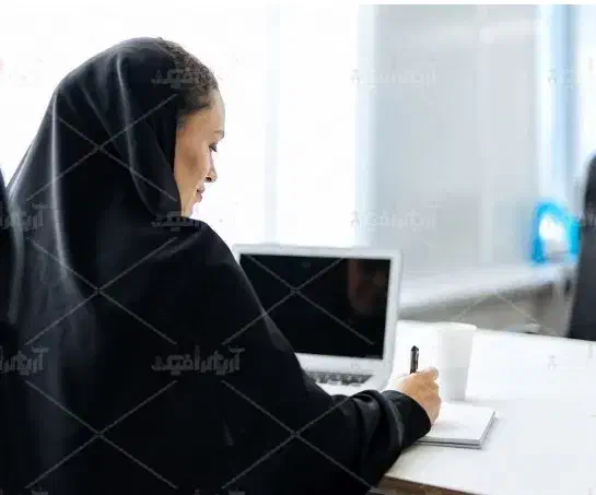 نیازمند منشی خانم آشنا با کامپیوتر|استخدام اداری و مدیریت|شیراز, زند|دیوار