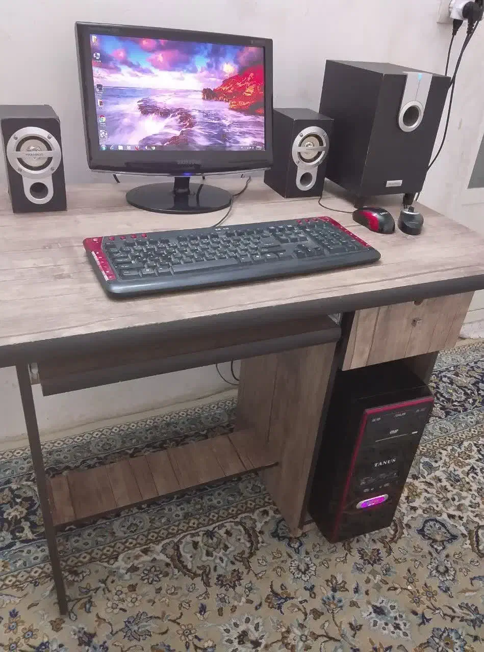 کامپیوتر قدرتمندddr3خانگی رم۴گیگ مانیتورواسپیکر|رایانه رومیزی|اصفهان, باتون|دیوار