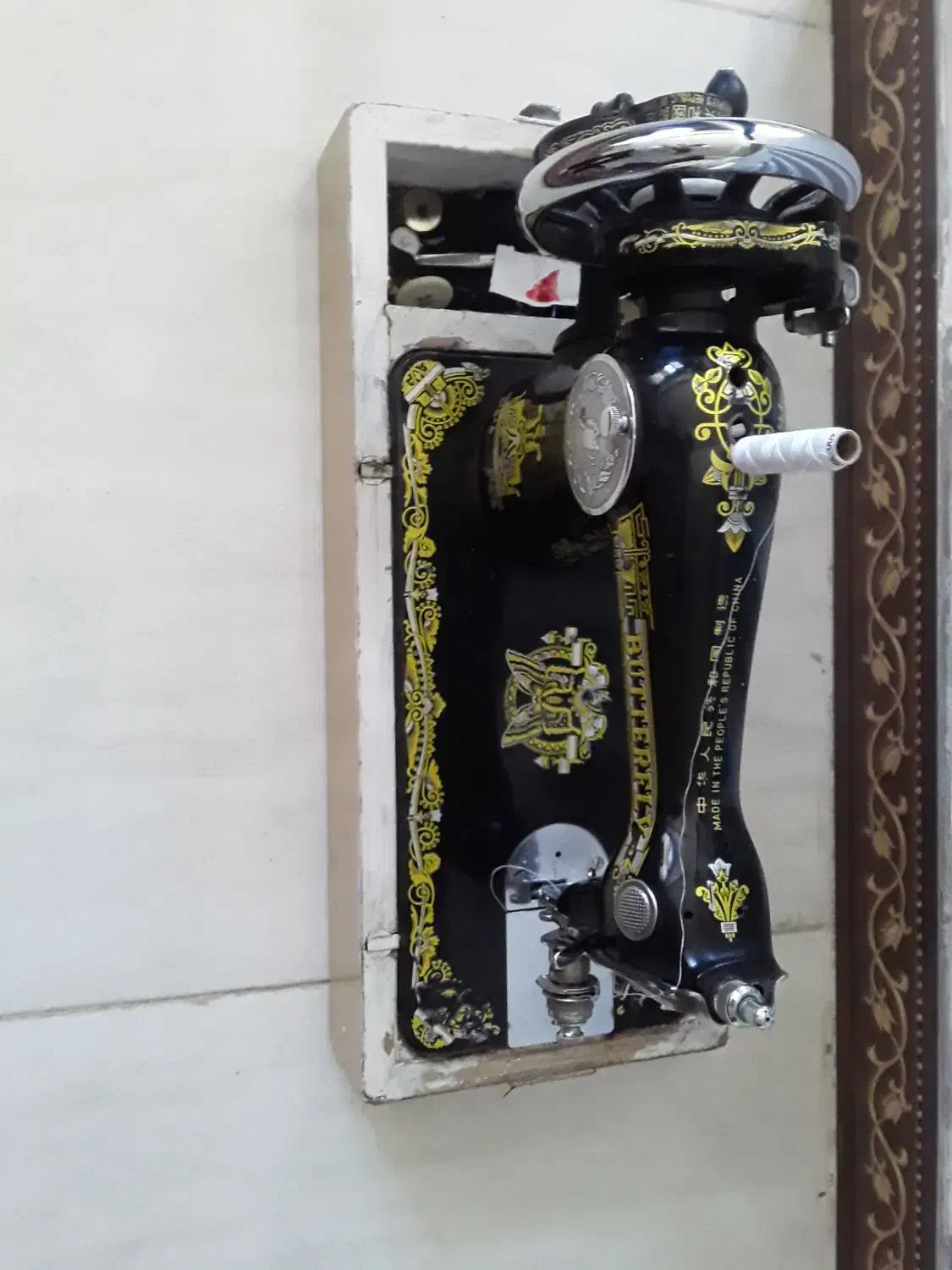 چرخ خیاطی سالم|چرخ خیاطی و ریسندگی|میانه, |دیوار