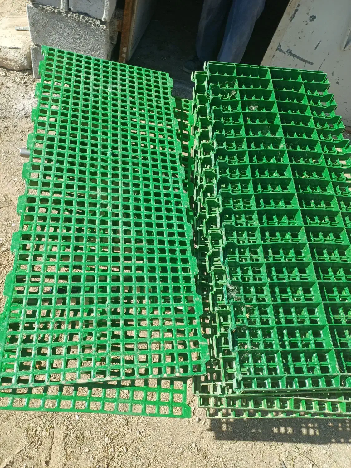 پالت پلاستیکی دامداری یا مرغداری|ابزارآلات|دلیجان, |دیوار