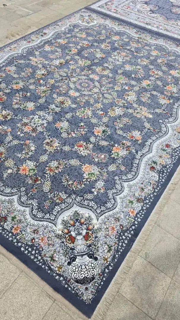 نمایندگی فرش ۵۰۰شانه و۷۰۰شانه بی همتا ابریک|فرش|اصفهان, شاهد|دیوار