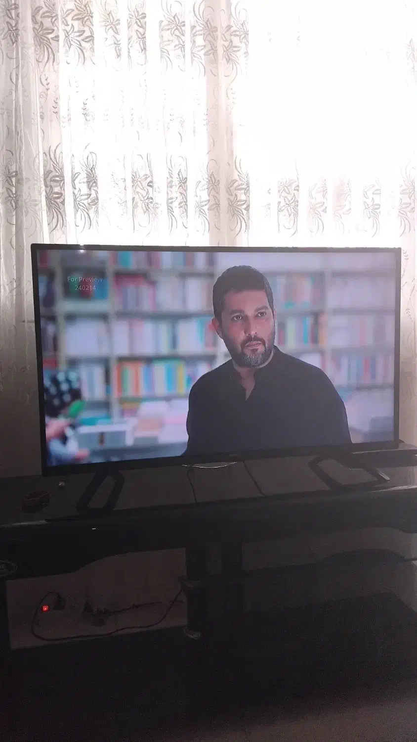 تلویزیون فیلیپس|تلویزیون و پروژکتور|زنجان, |دیوار