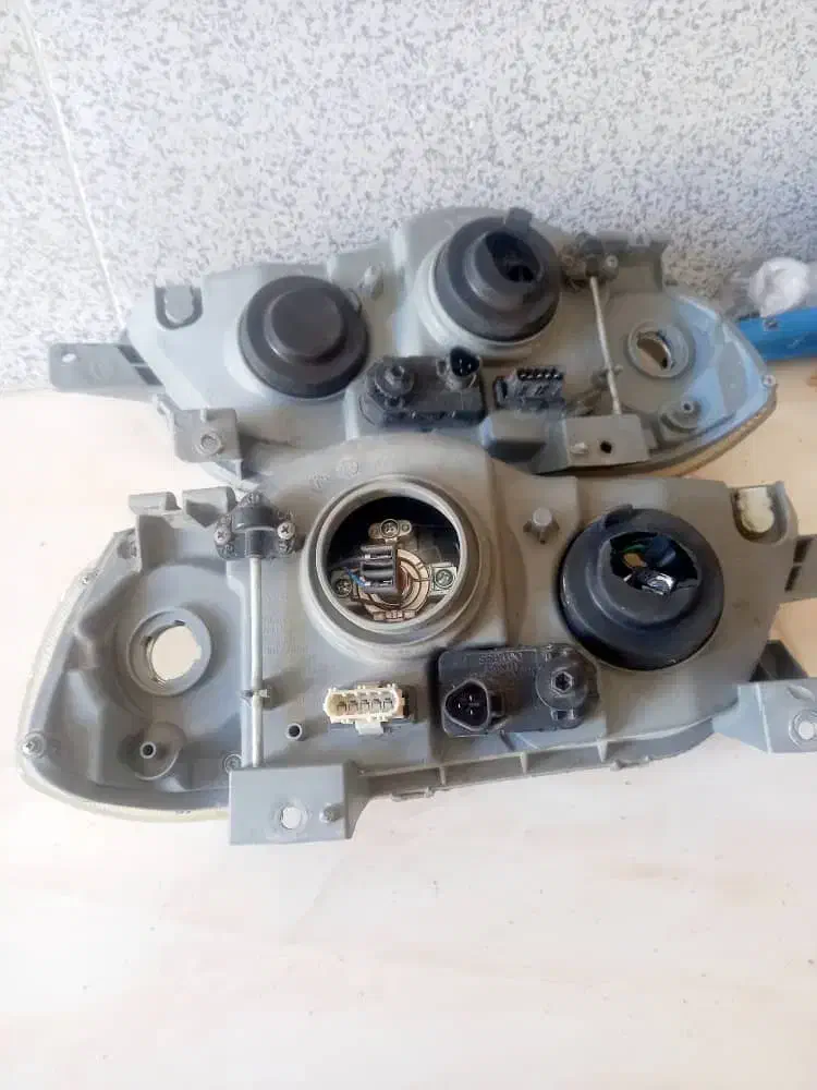 چراغ جلو پرایدی|قطعات یدکی و لوازم جانبی|آباده, |دیوار