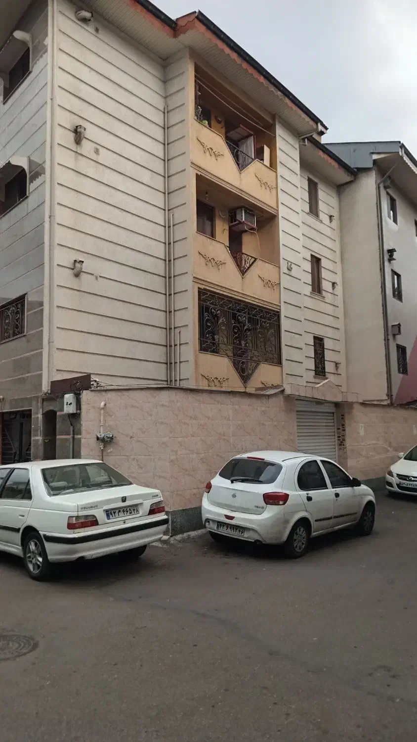 آپارتمان تکواحدی۱۰۳ متری ، معلم جنب کلینیک قلب نور|فروش آپارتمان|رشت, معلم|دیوار