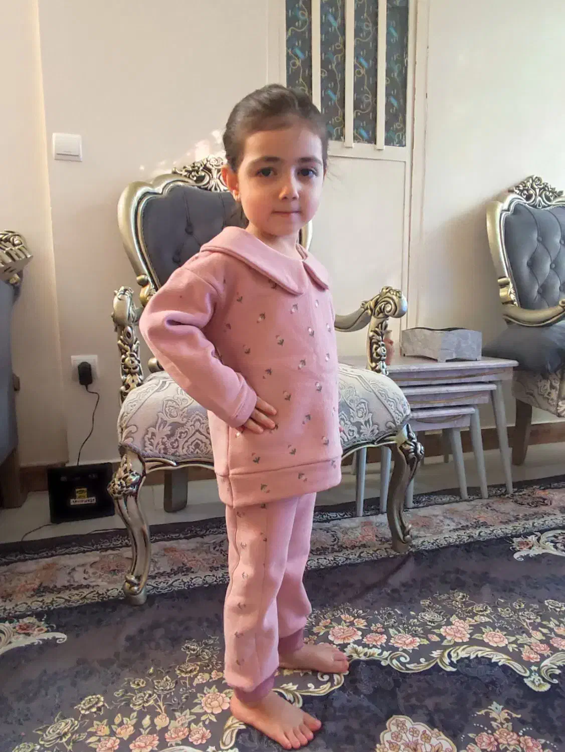 بلوز و شلوار دخترانه ۴ سال|کفش و لباس بچه|تهران, نازی‌آباد|دیوار