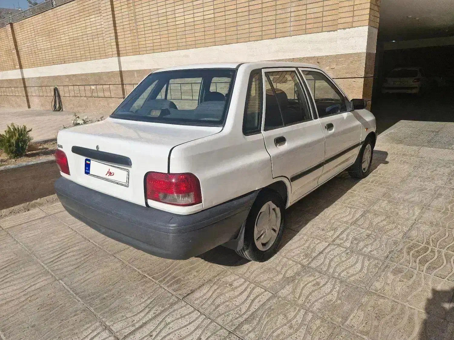 پرایدسفید ۱۳۱ sx تمیز و خانگی و کم کار مدل ۹۱|خودرو سواری و وانت|اصفهان, شفق|دیوار