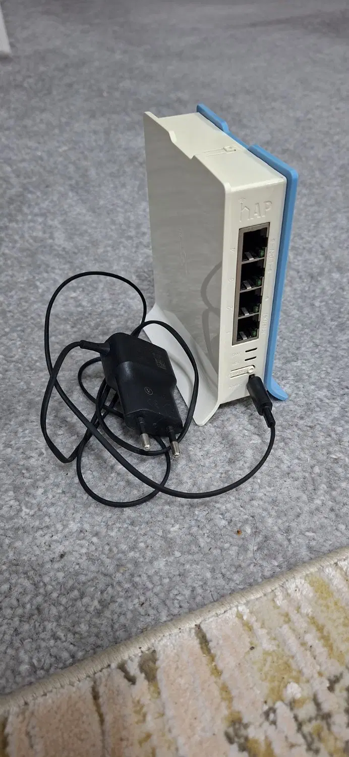 MikroTik RB941-2nD-TC  hAP lite TC|مودم و تجهیزات شبکه|دوگنبدان, |دیوار