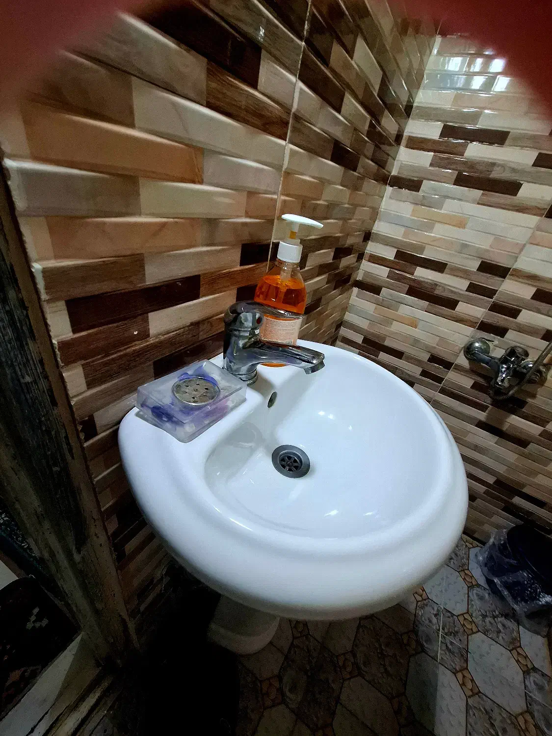 سویت/اپارتمان/ویلایی چندموردمنطقه1 دو روزانه هفتگی|اجارهٔ کوتاه‌مدت آپارتمان و سوئیت|دورود, |دیوار