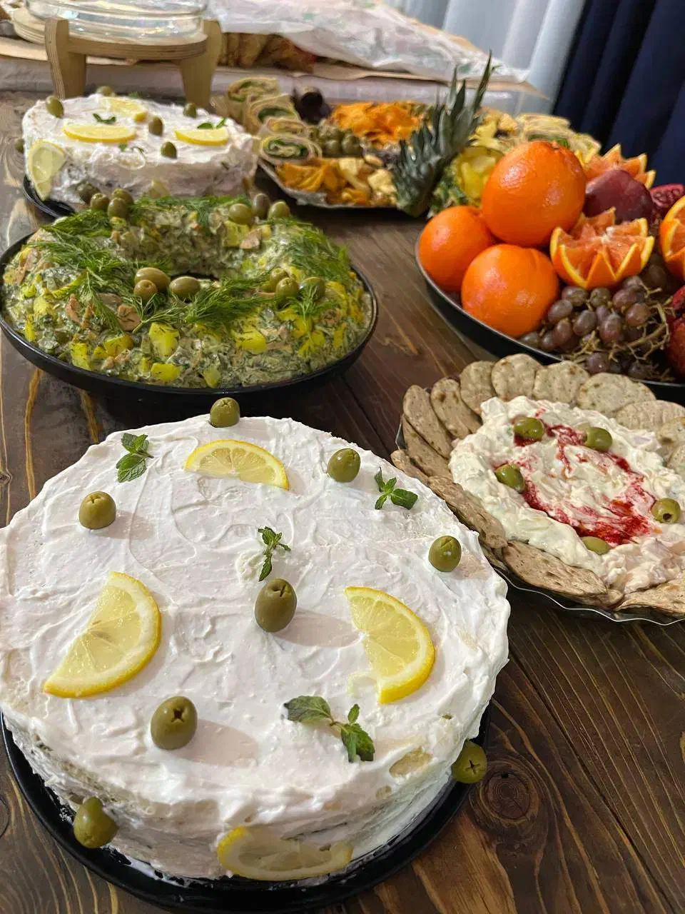 هر چی برای یه مهمانی شیک نیاز داری، اینجاست|خوردنی و آشامیدنی|تهران, باغ خزانه|دیوار