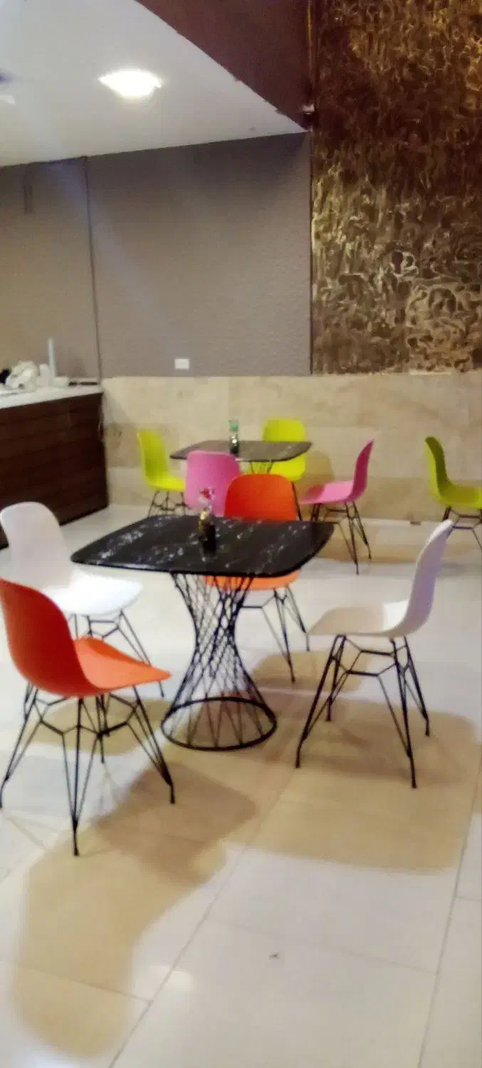 میز و صندلی|میز و صندلی غذاخوری|شاندیز, |دیوار