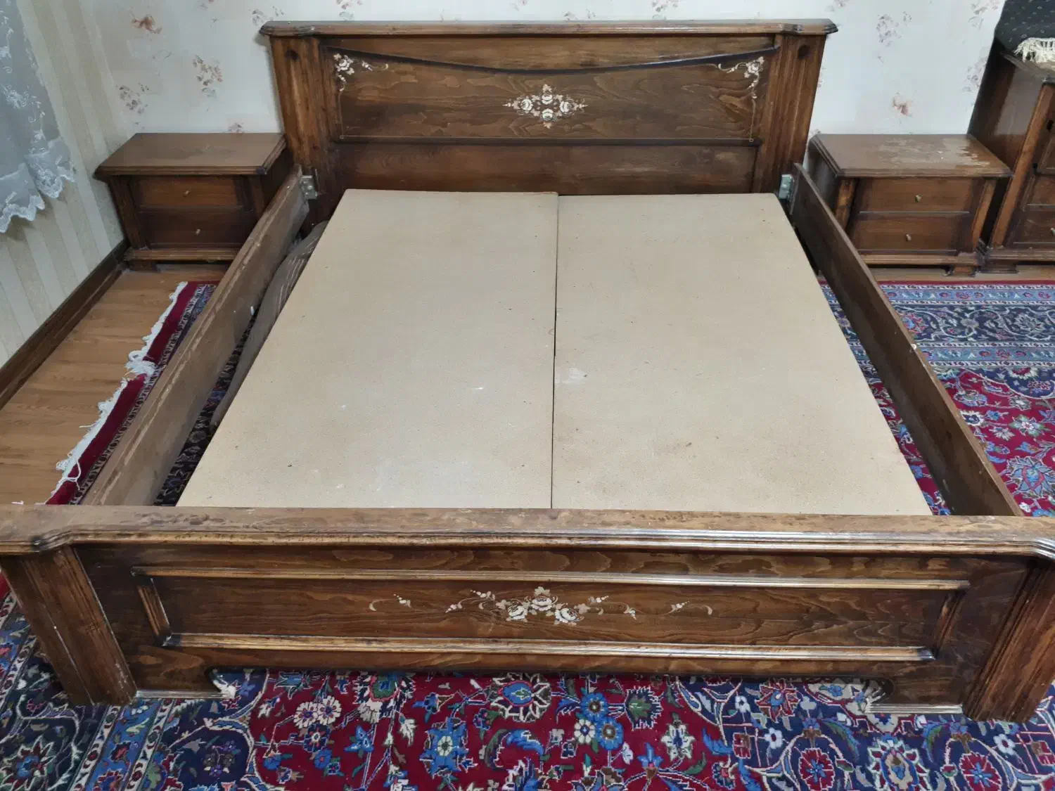 تخت دو نفره چوب و نئوپان|تخت و سرویس خواب|تهران, شمسآباد|دیوار