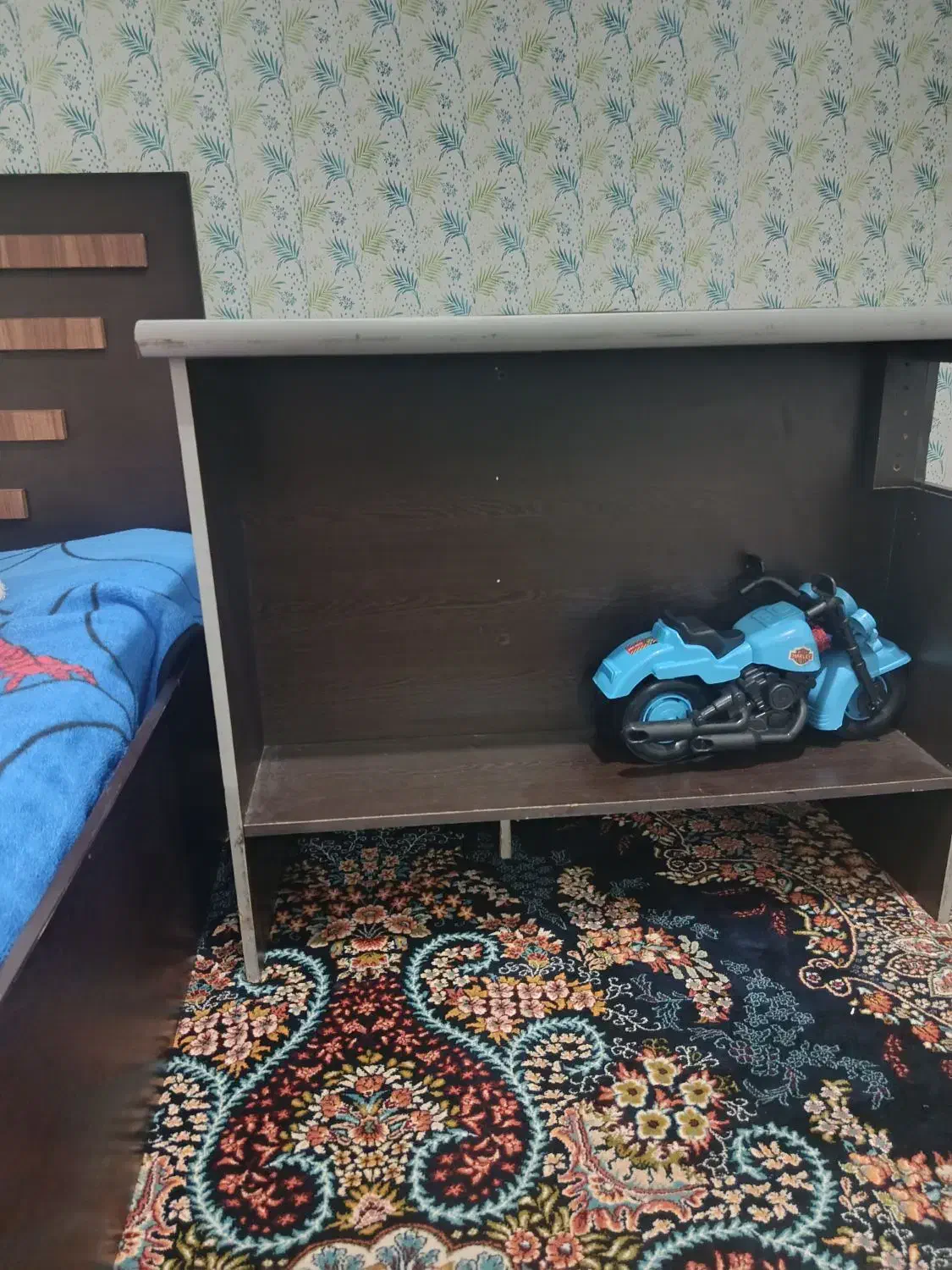 میزکار،میزتحریر|مبلمان اداری|ملایر, |دیوار