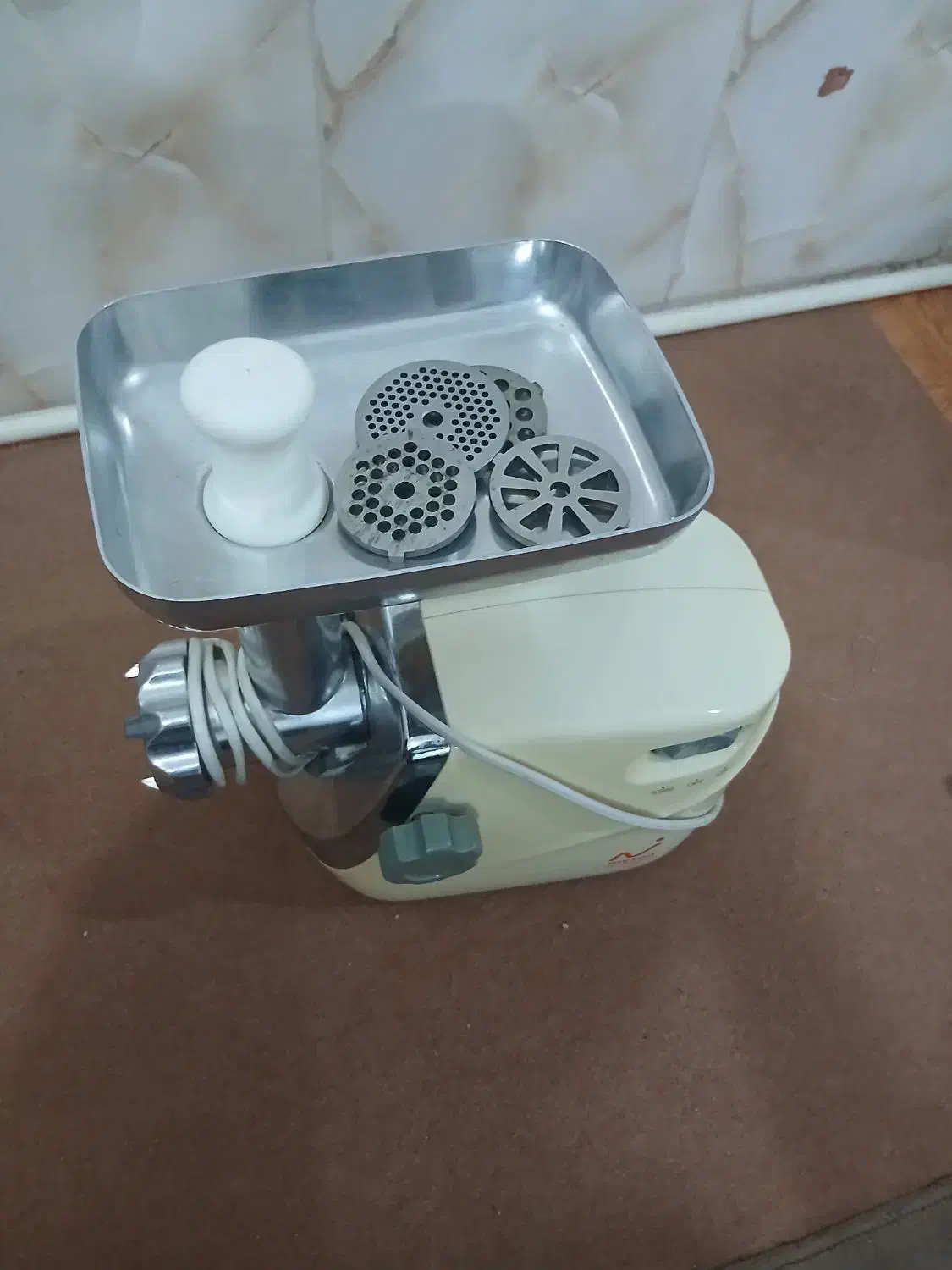 چرخ گوشت و وایرشمع پرایدی کاربرات|خردکن، آسیاب، غذاساز|رباطکریم, رباطکریم|دیوار