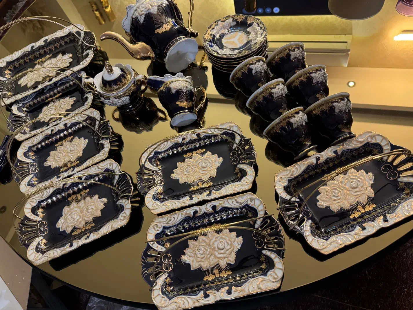 دو تا سرویس چینی کاملا اک با جعبه|ظروف سرو و پذیرایی|مشهد, کوی المهدی|دیوار