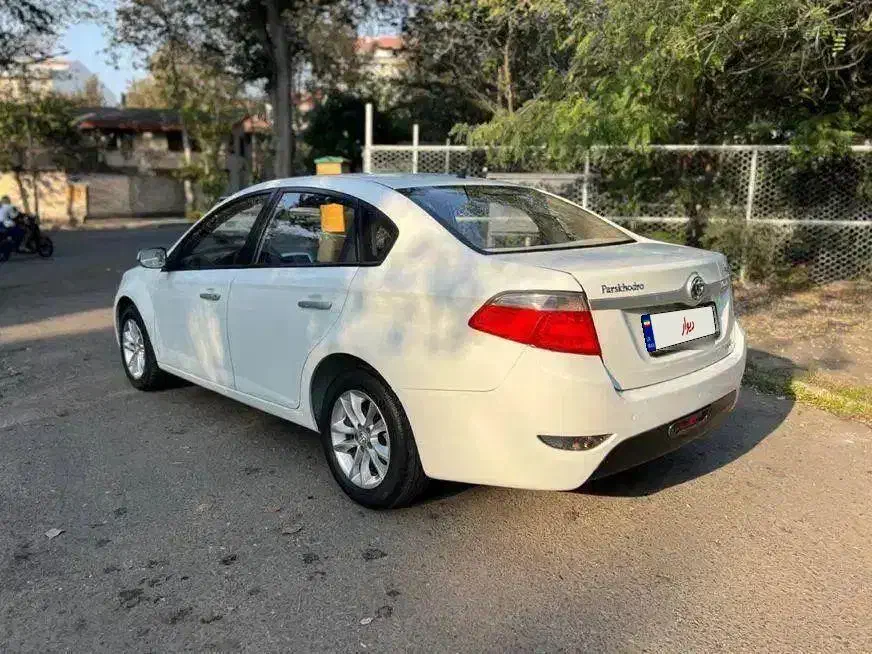 برلیانس H330 اتومات مدل ۱۳۹۴، مثل صفر|خودرو سواری و وانت|رشت, یخسازی|دیوار