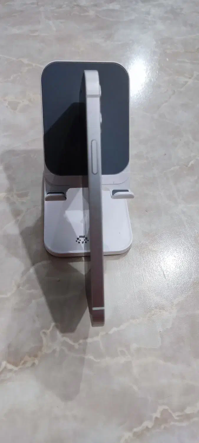 گوشی ایفون ۱۲ نرمال|موبایل|باغ ملک, |دیوار