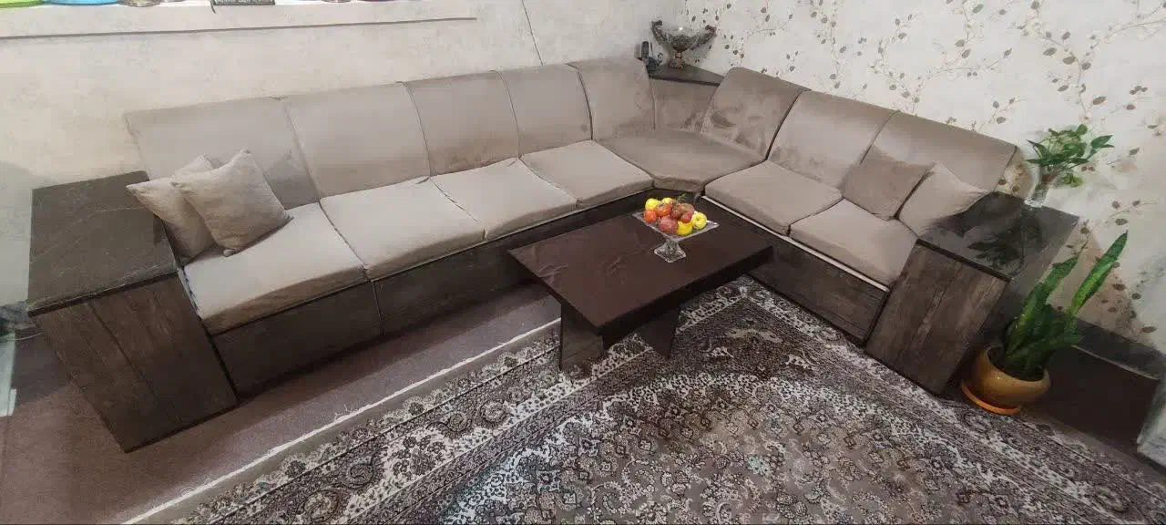 مبلمان منزل ۷ نفره|مبلمان خانگی و میز عسلی|کاشان, دروازه جوشقان|دیوار