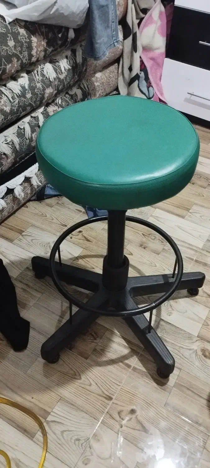 صندلی آرایشگاه|آرایشگاه و سالنهای زیبایی|نورآباد, |دیوار