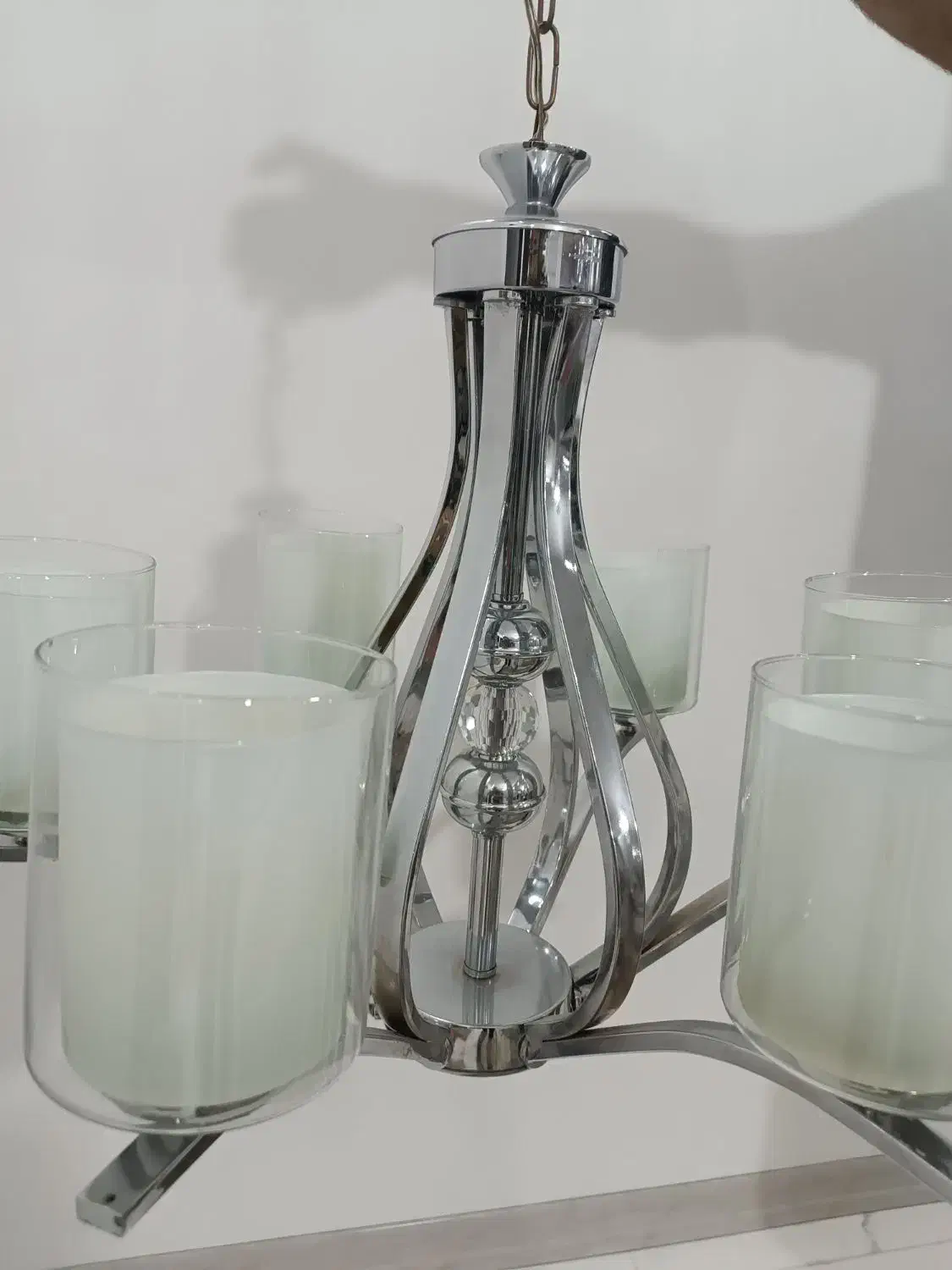 لوستر در حد نو|لوستر و چراغ آویز|بهارستان, |دیوار