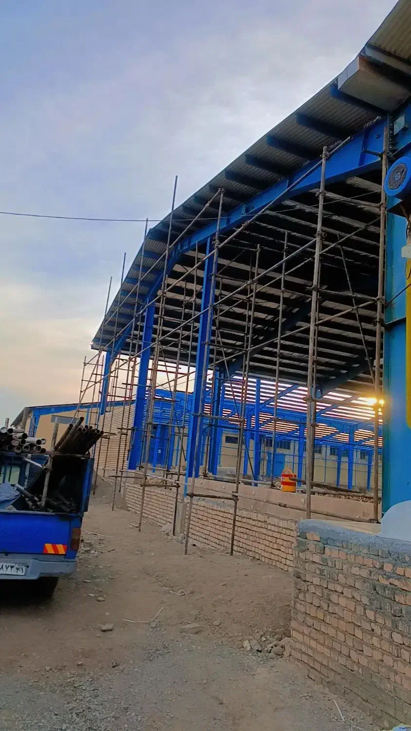 نصب انواع داربست فلزی با تخته بنای|خدمات پیشه و مهارت|پیشوا, |دیوار