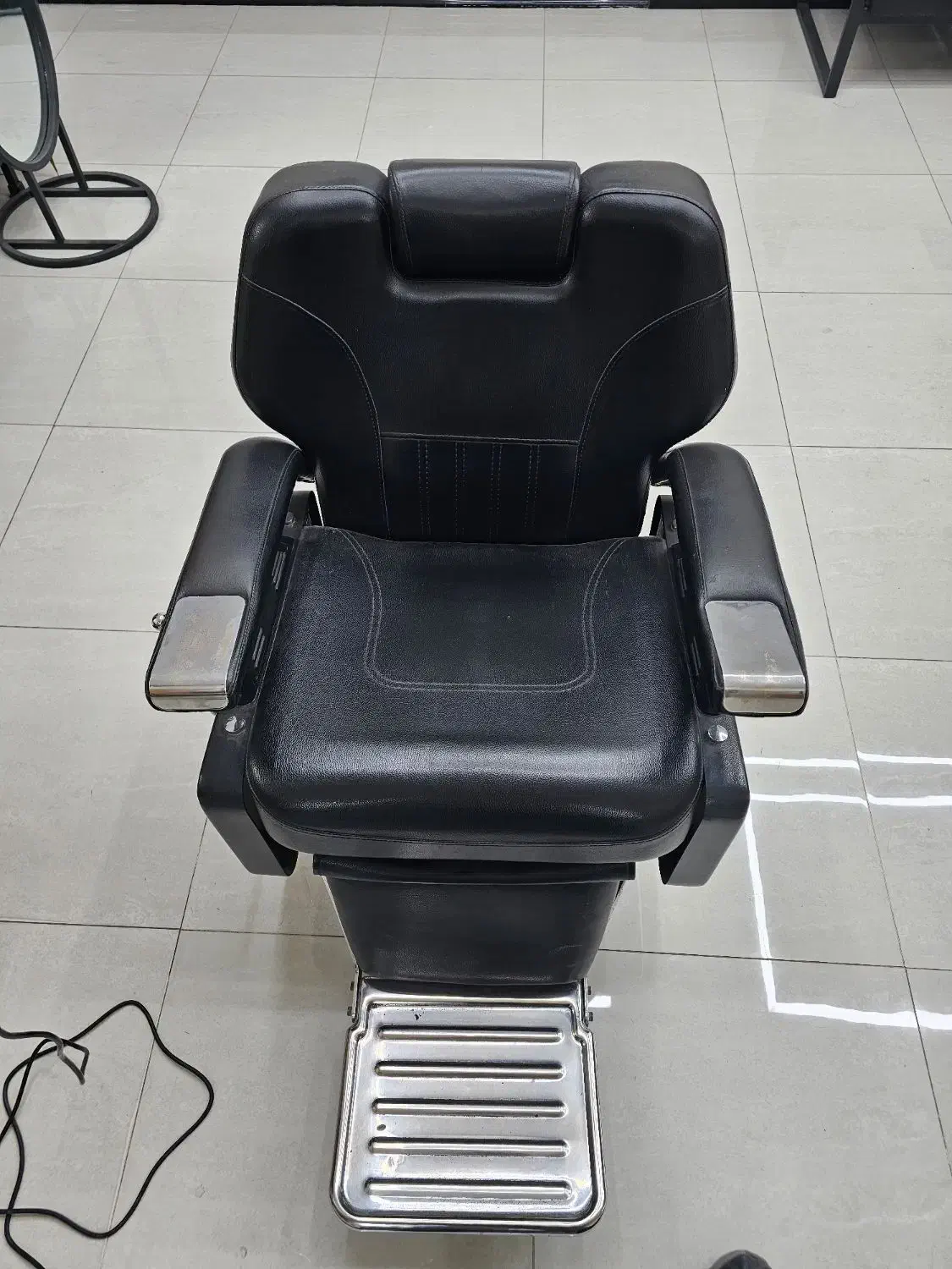 صندلی آرایشگاهی نو|آرایشگاه و سالن‌های زیبایی|بندرعباس, |دیوار