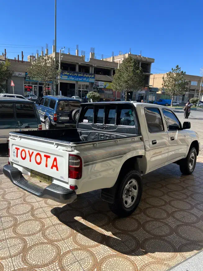تویوتا هایلوکس وارداتی|خودرو سواری و وانت|تهران, نیاوران|دیوار